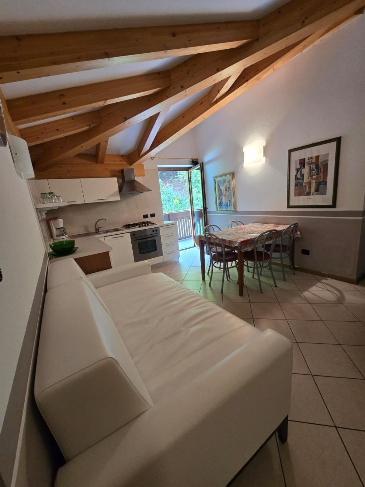 Apartament Casa Ornella LEDRO Zewnętrze zdjęcie