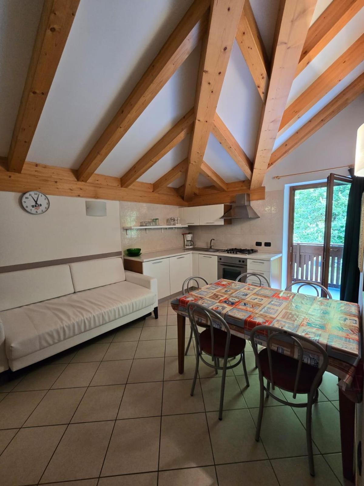 Apartament Casa Ornella LEDRO Zewnętrze zdjęcie